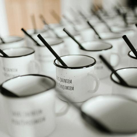 bulk order custom printed enamel mugs